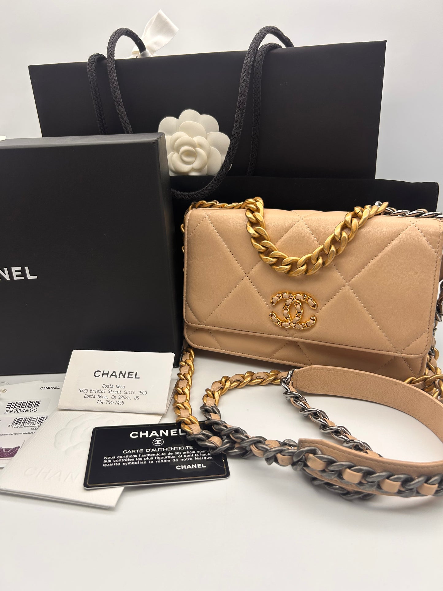 Chanel 19 WOC