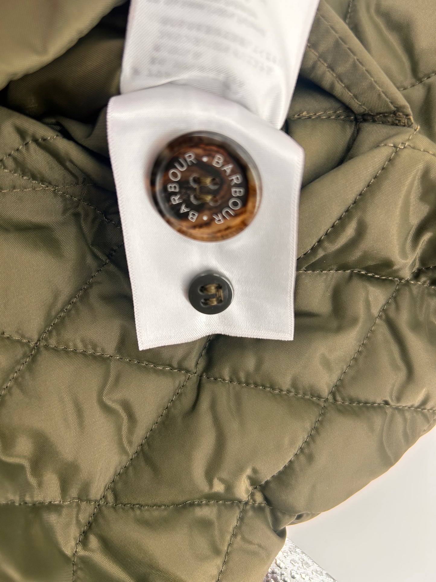 Barbour size 4