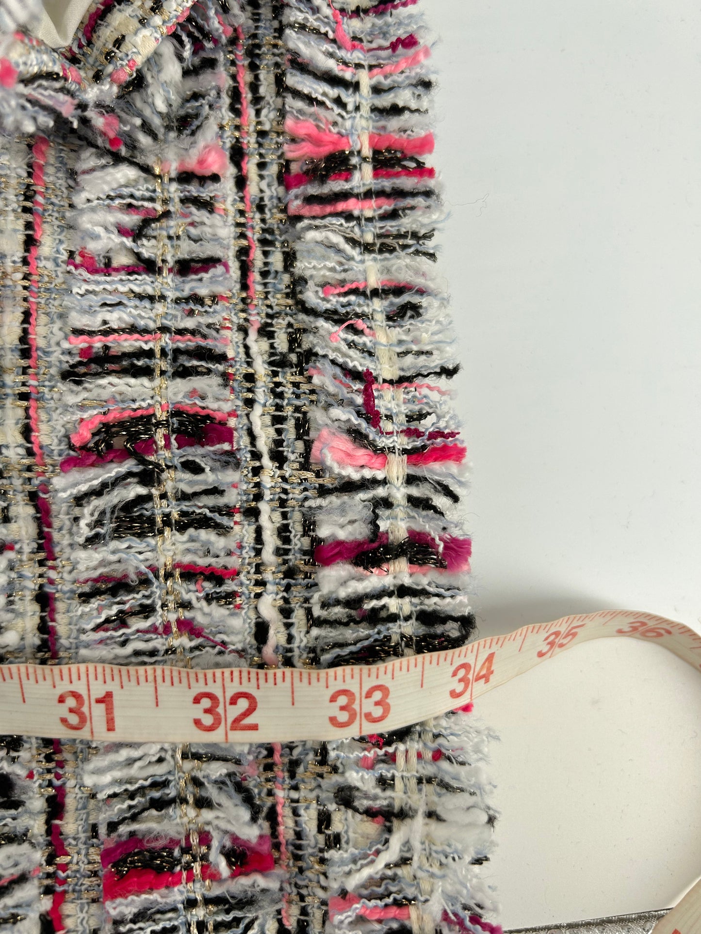 Cinq a Sept size 4