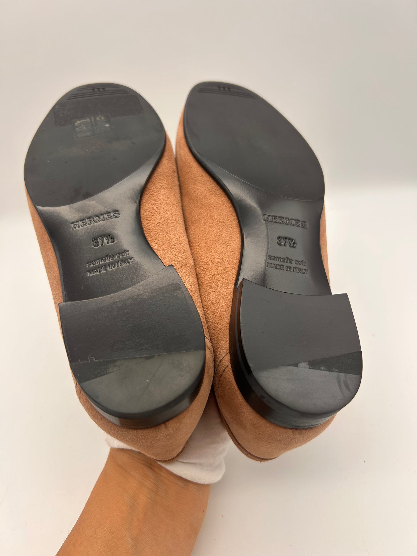 Hermes size 37.5