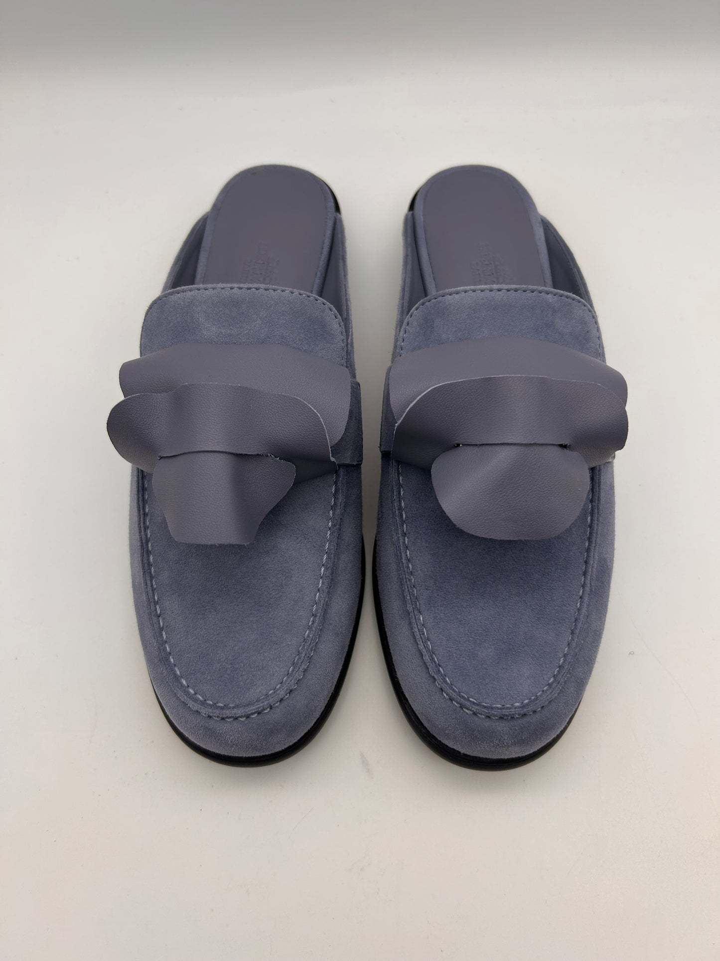 Hermes size 37