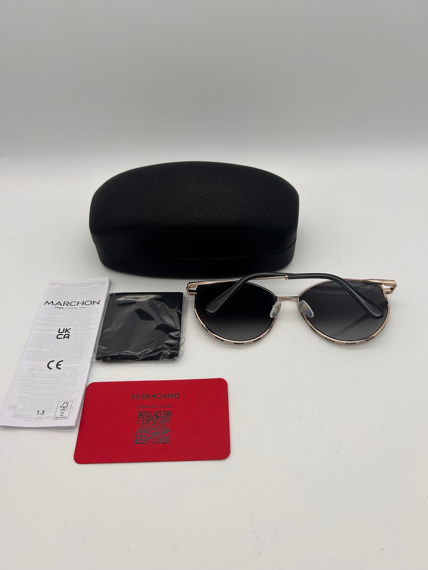 Salvatore Ferragamo SF264S
