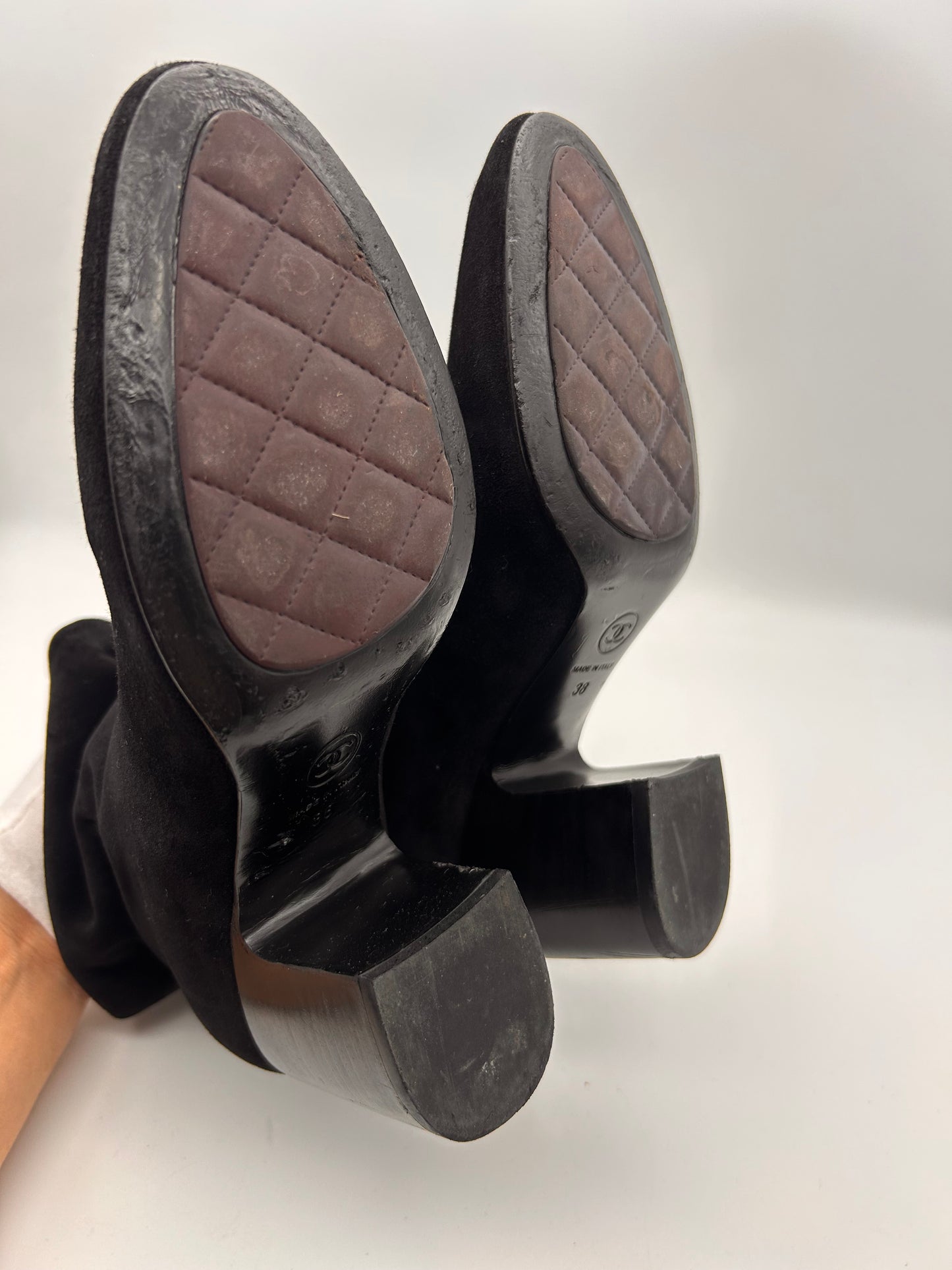 Chanel size 38