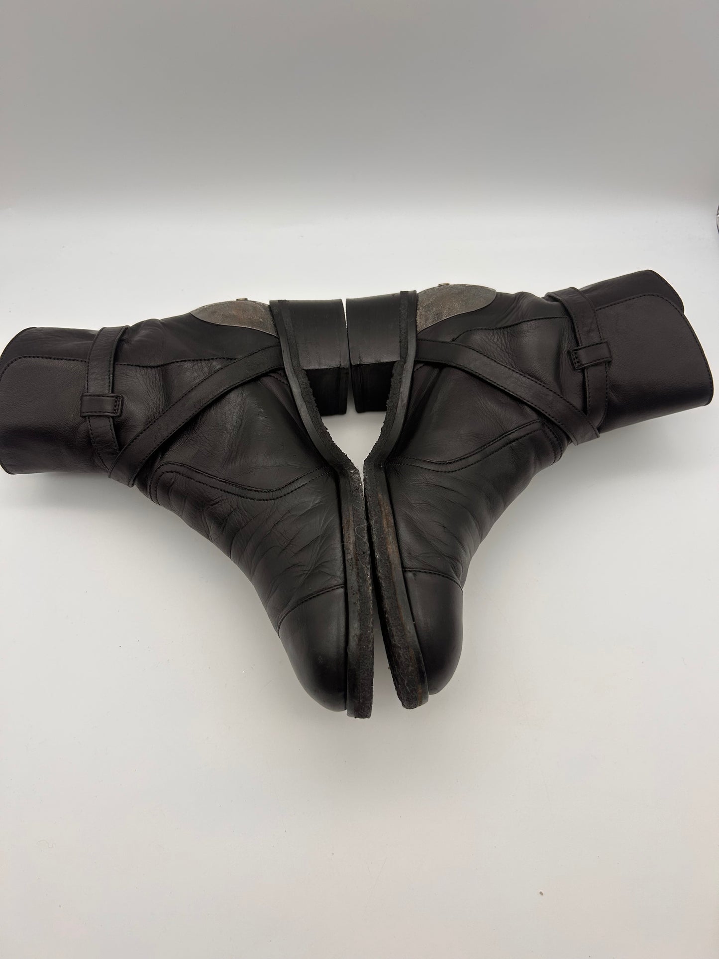 Chanel size 38.5