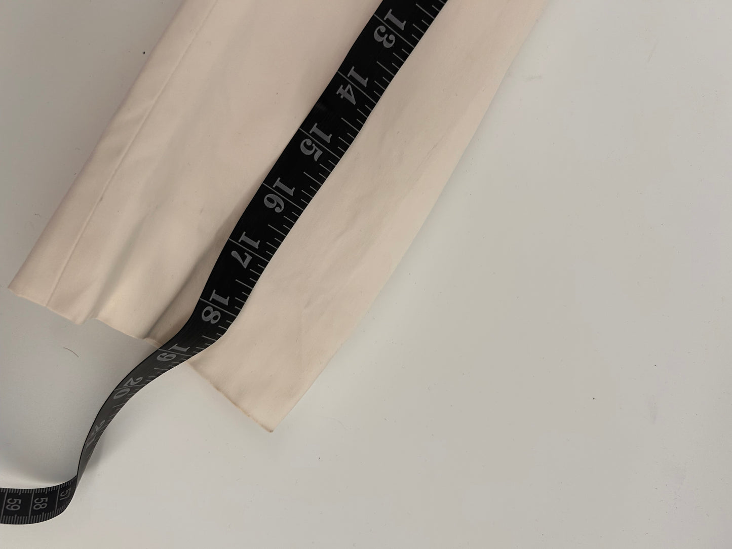 Louis Vuitton size 4