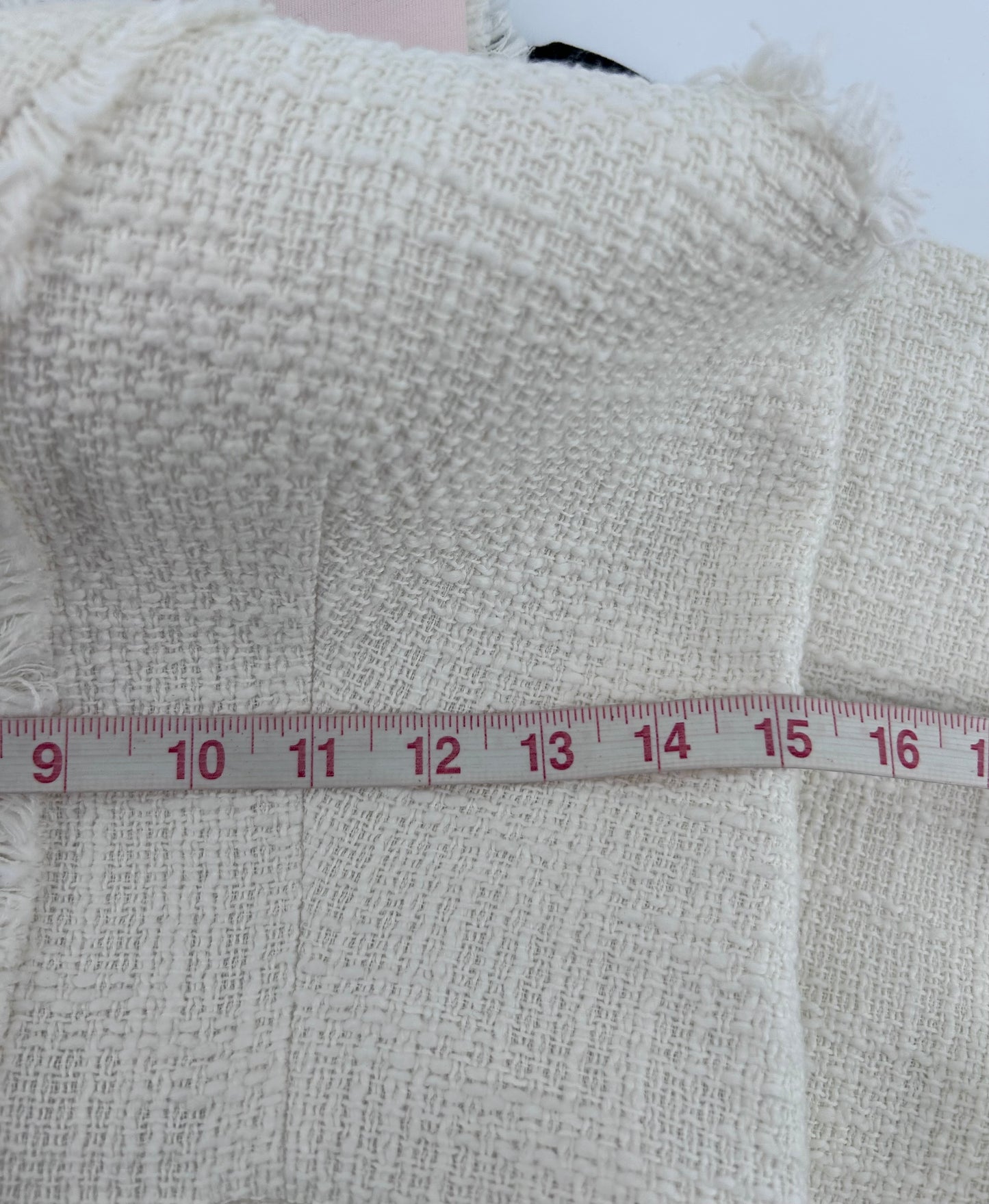 Cinq a Sept size 4