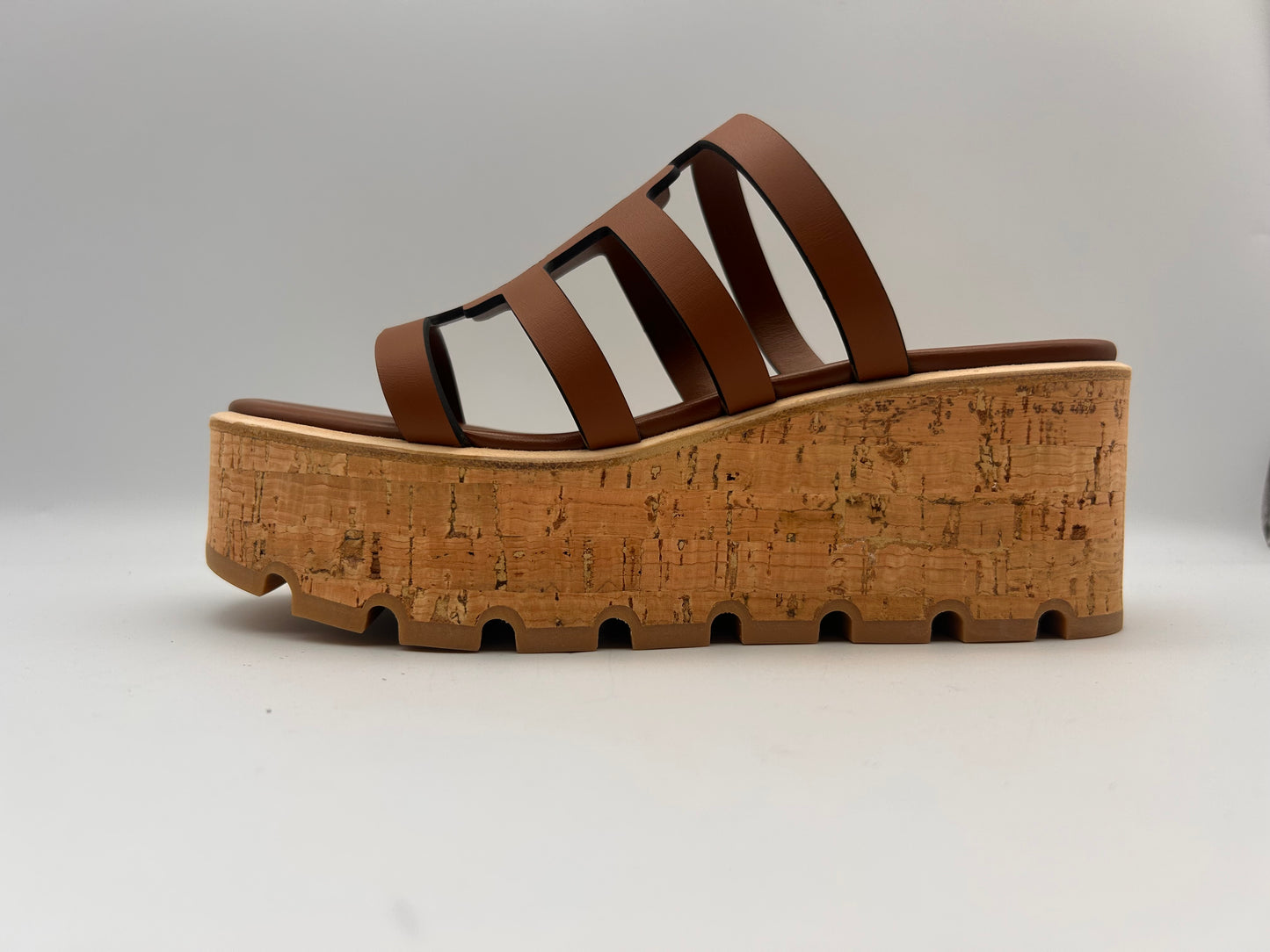 Hermes size 37