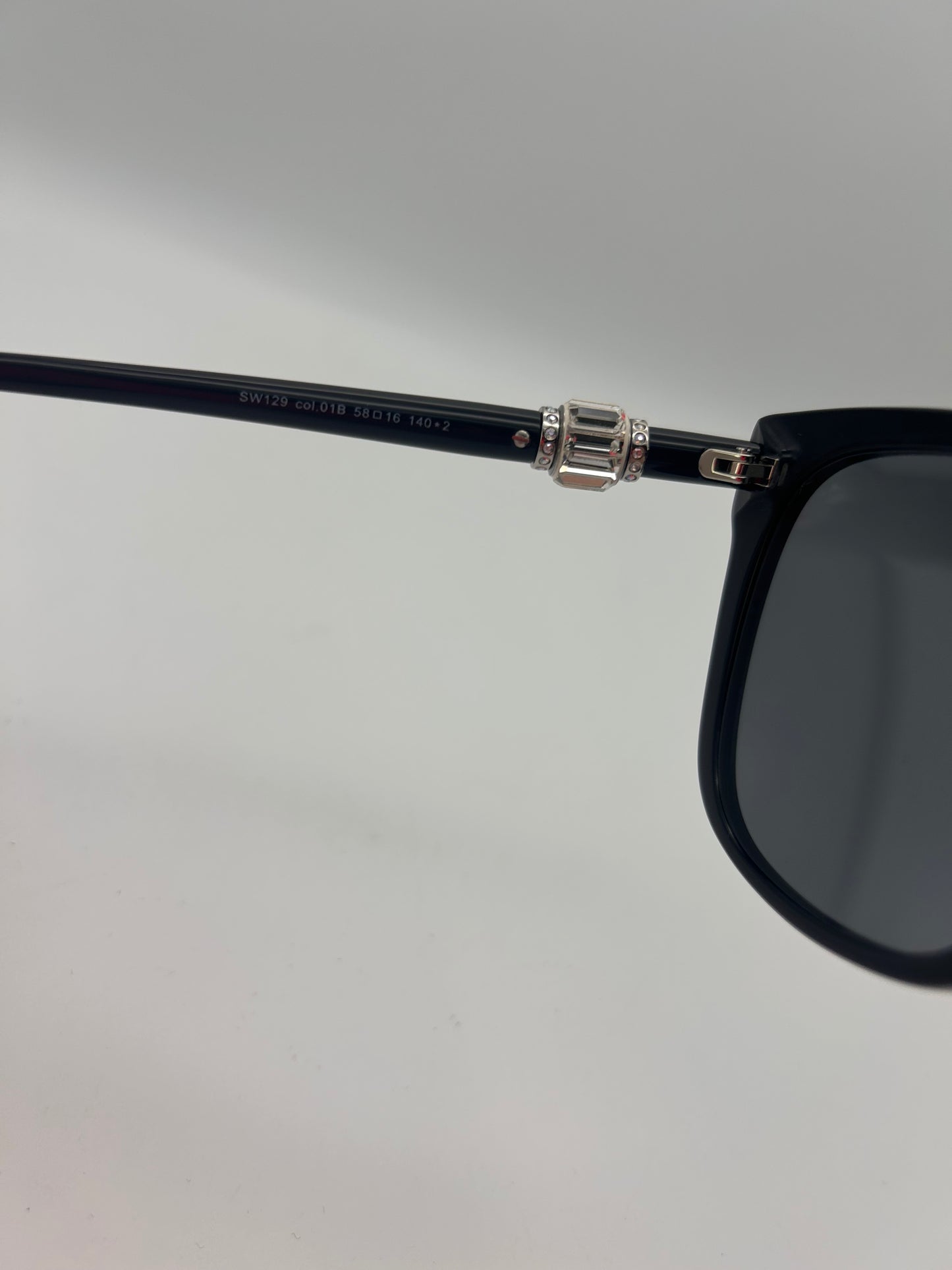 Swarovski SW129