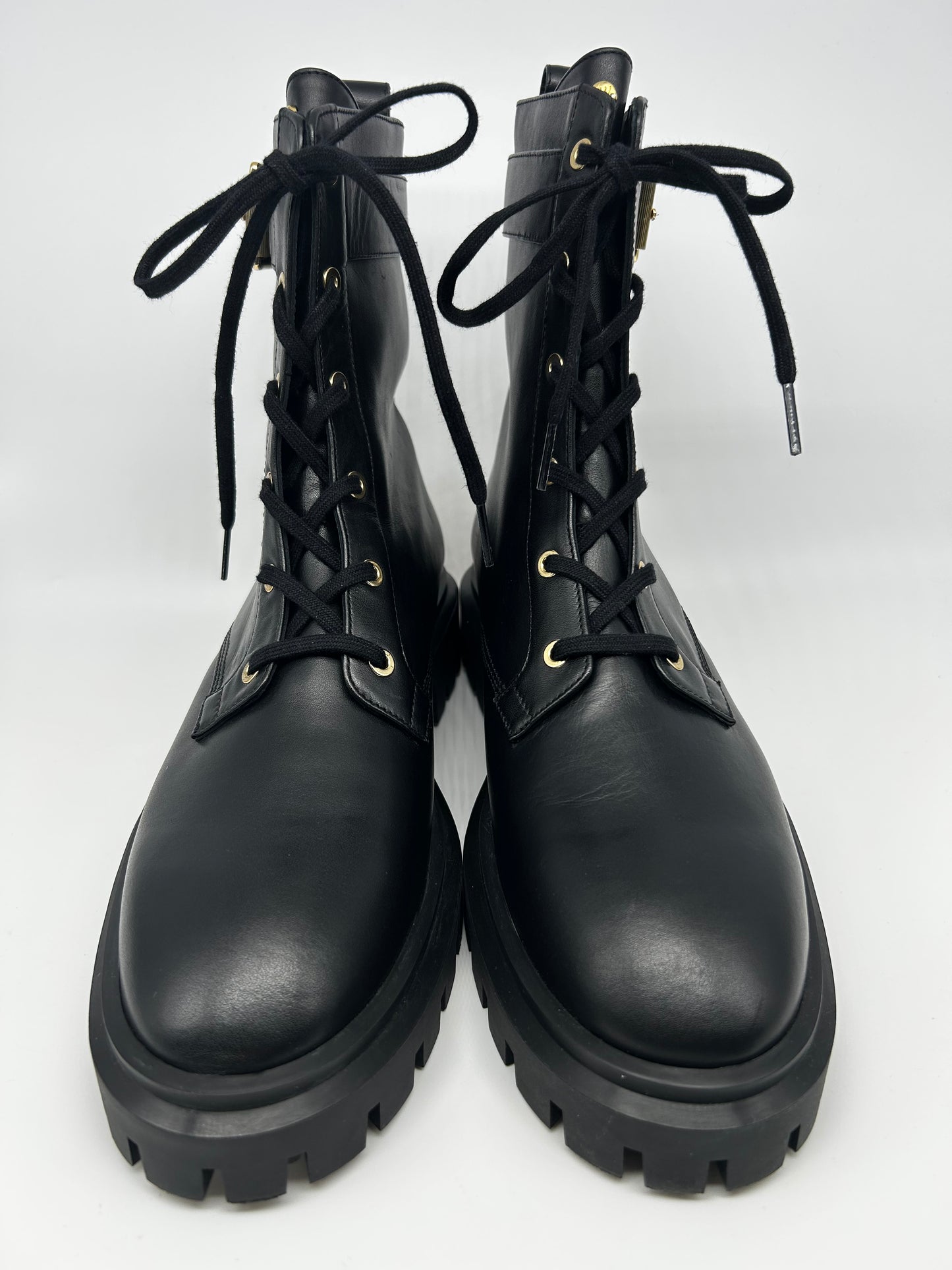 Stuart Weitzman combat boots size 10.5