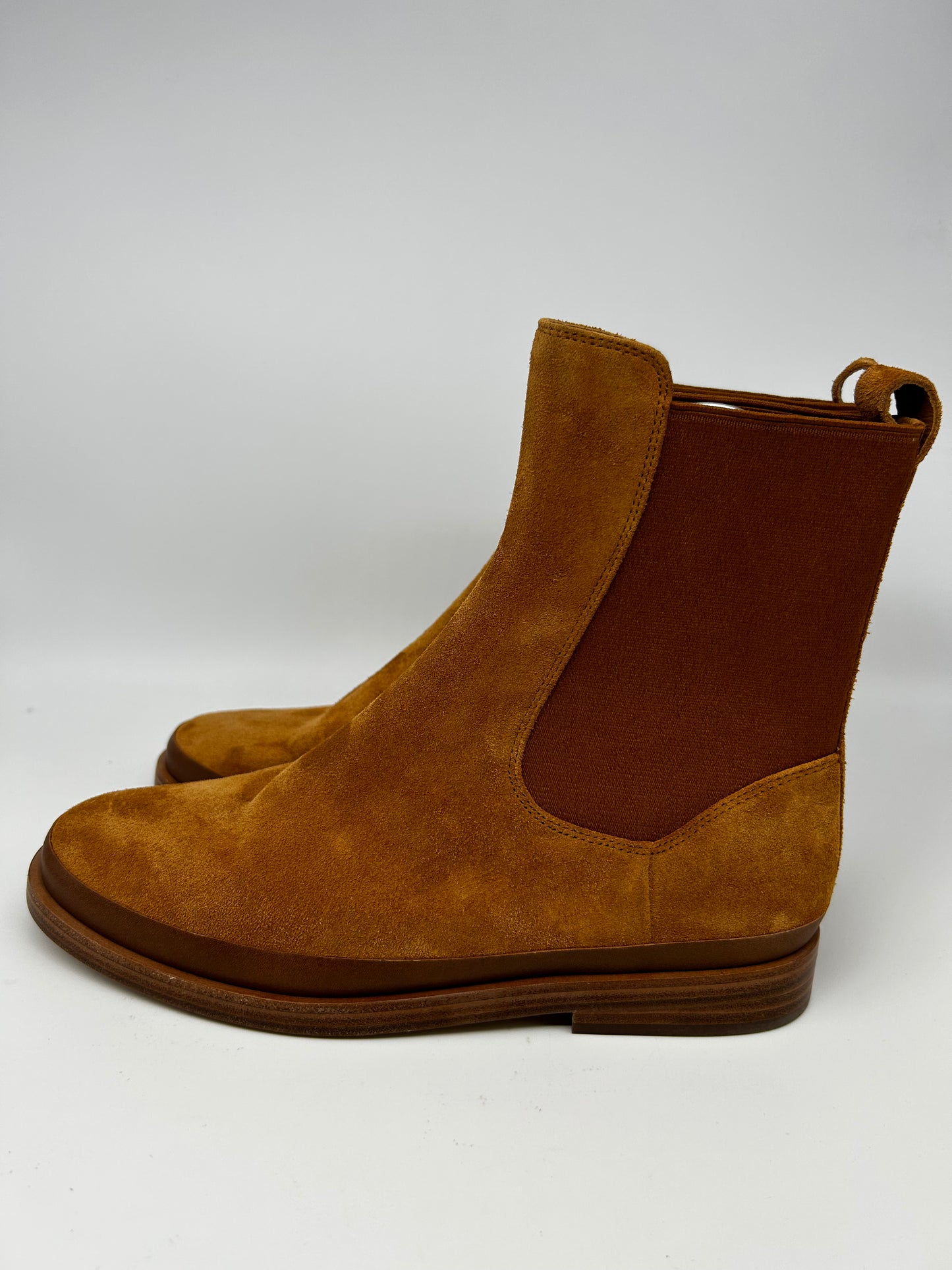 Vince size 8.5