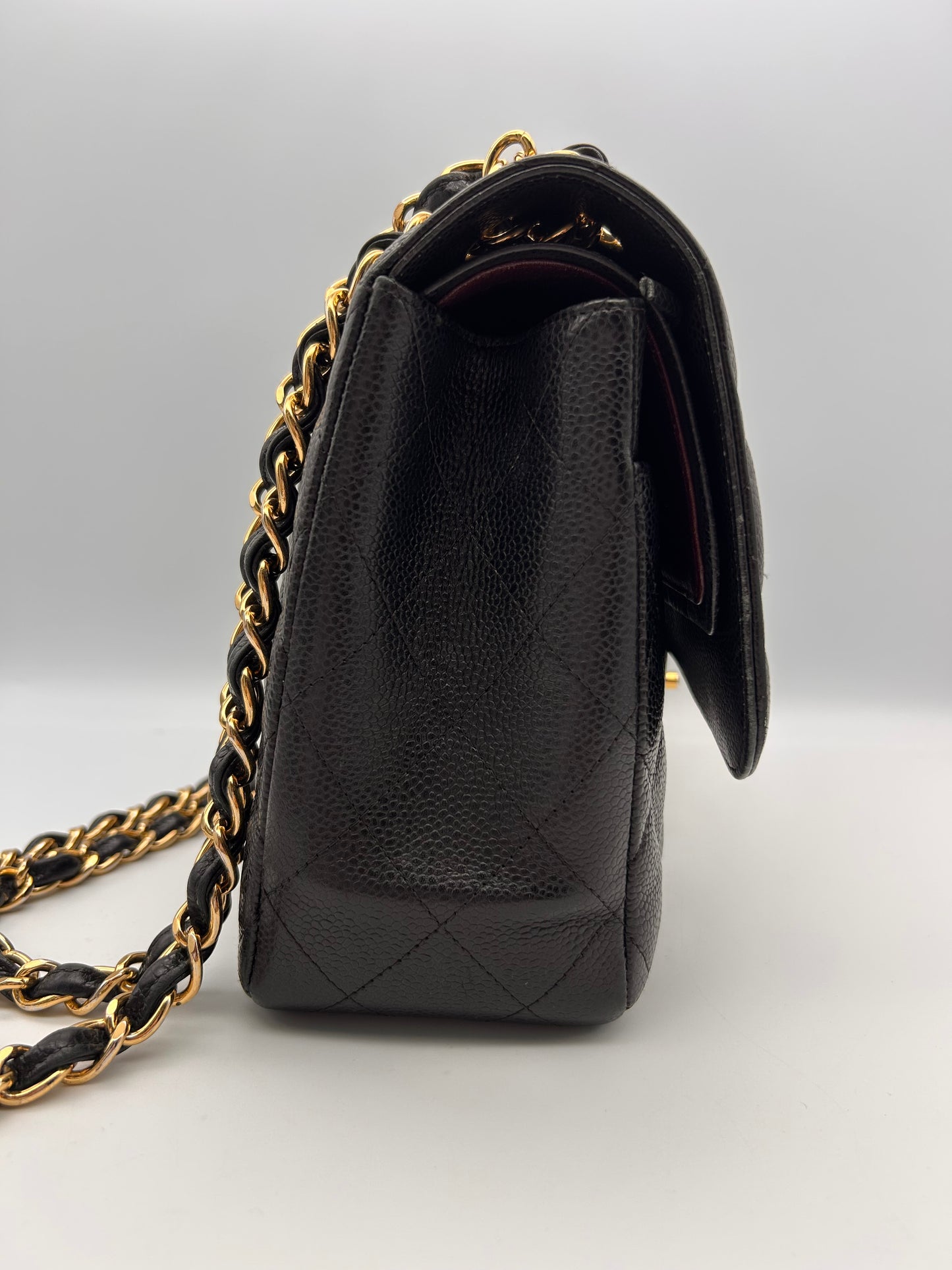 Chanel classic jumbo double flap