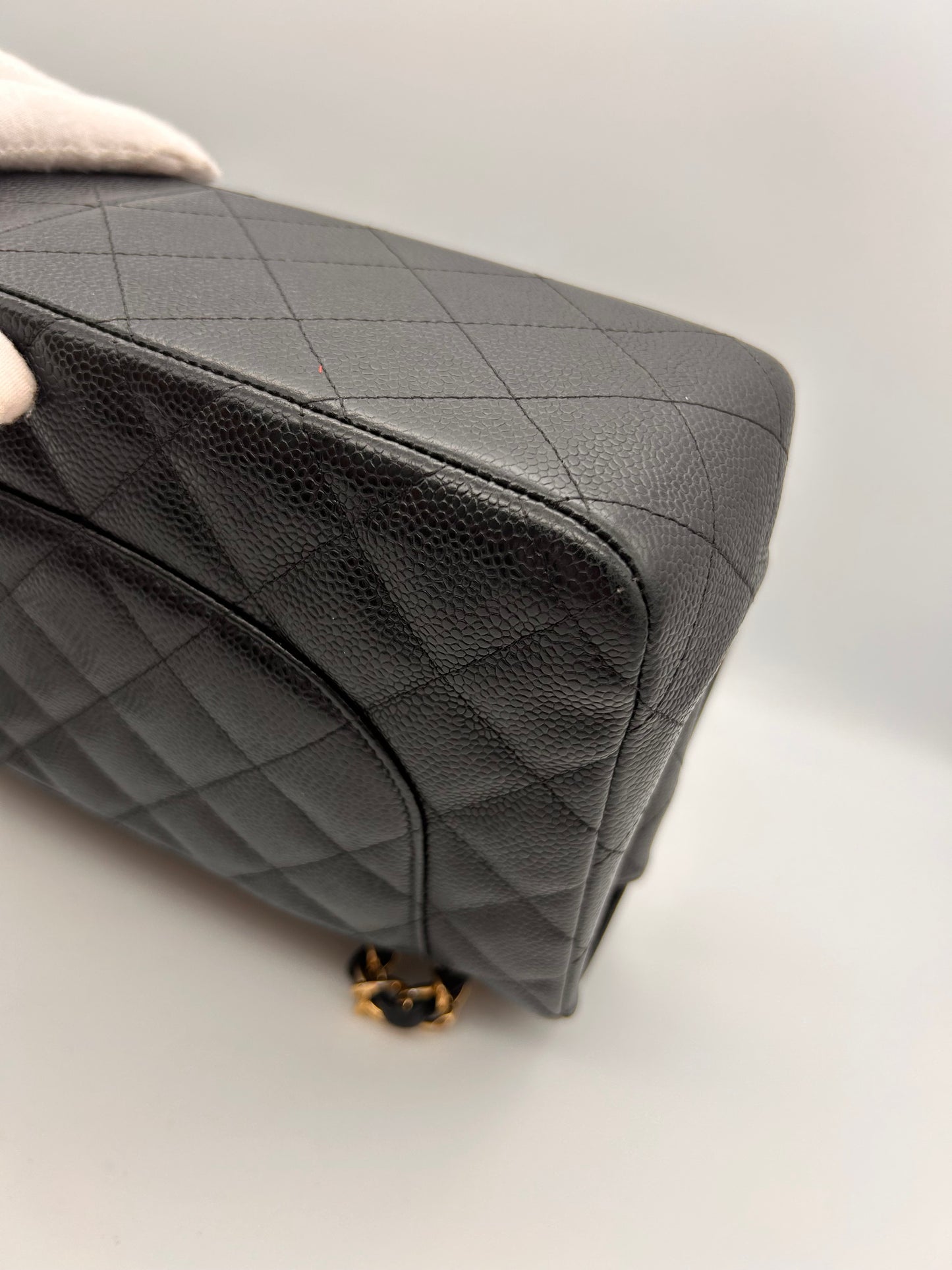 Chanel classic jumbo double flap