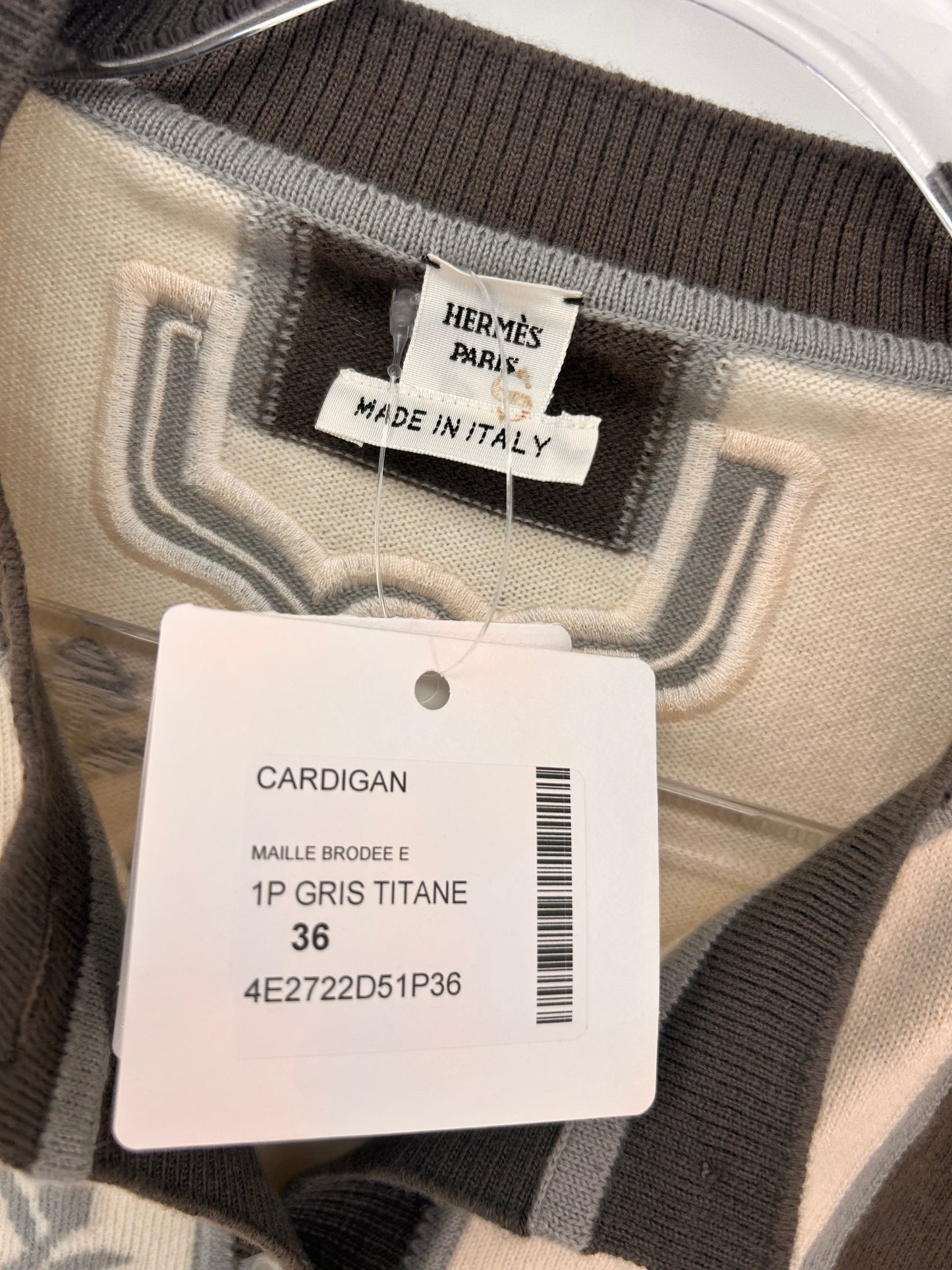 Hermes size 4