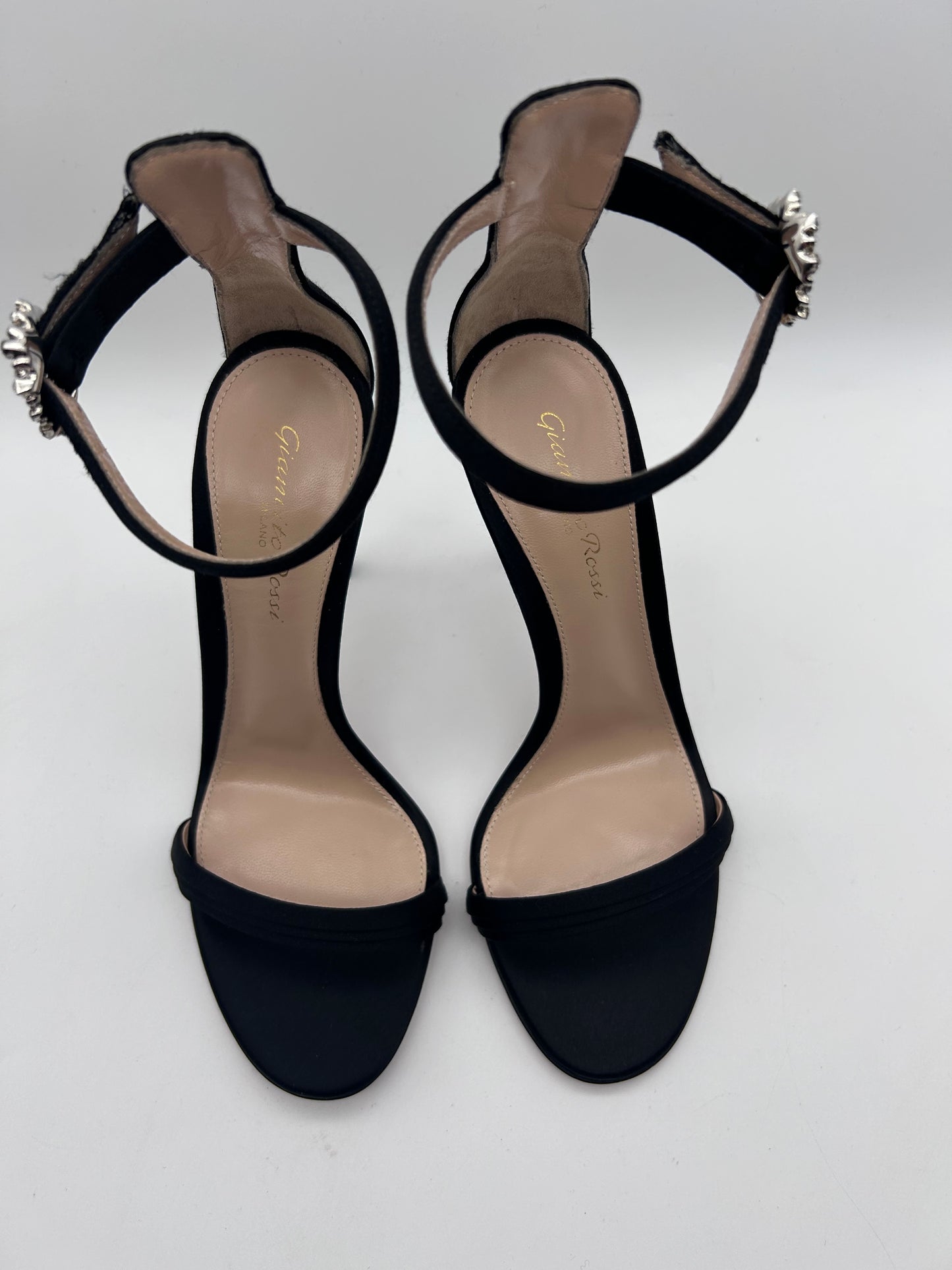 Gianvito Rossi size 37