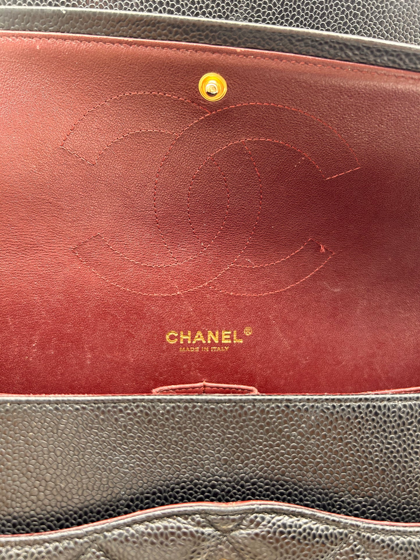 Chanel classic jumbo double flap