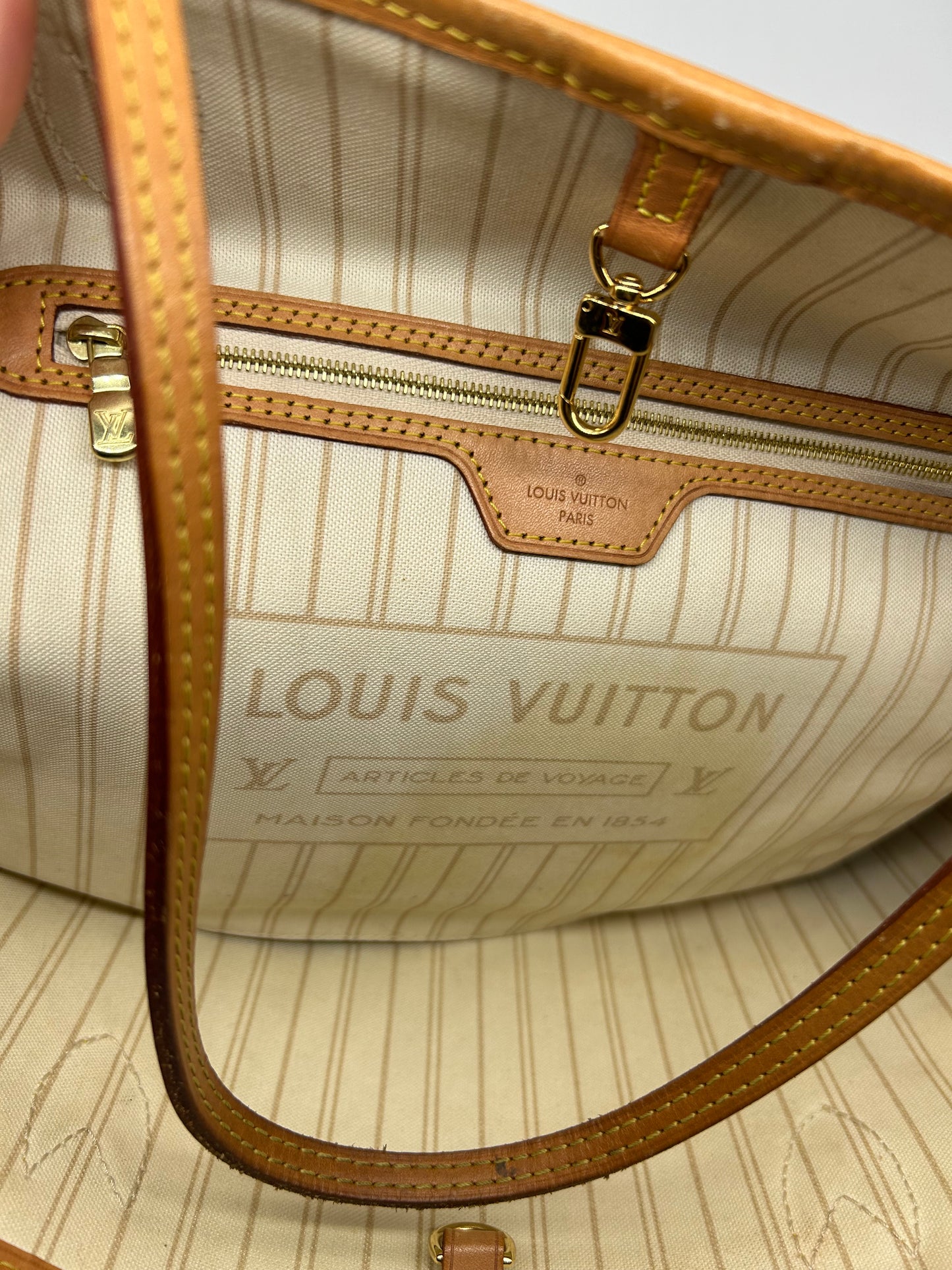 Louis Vuitton Neverfull MM