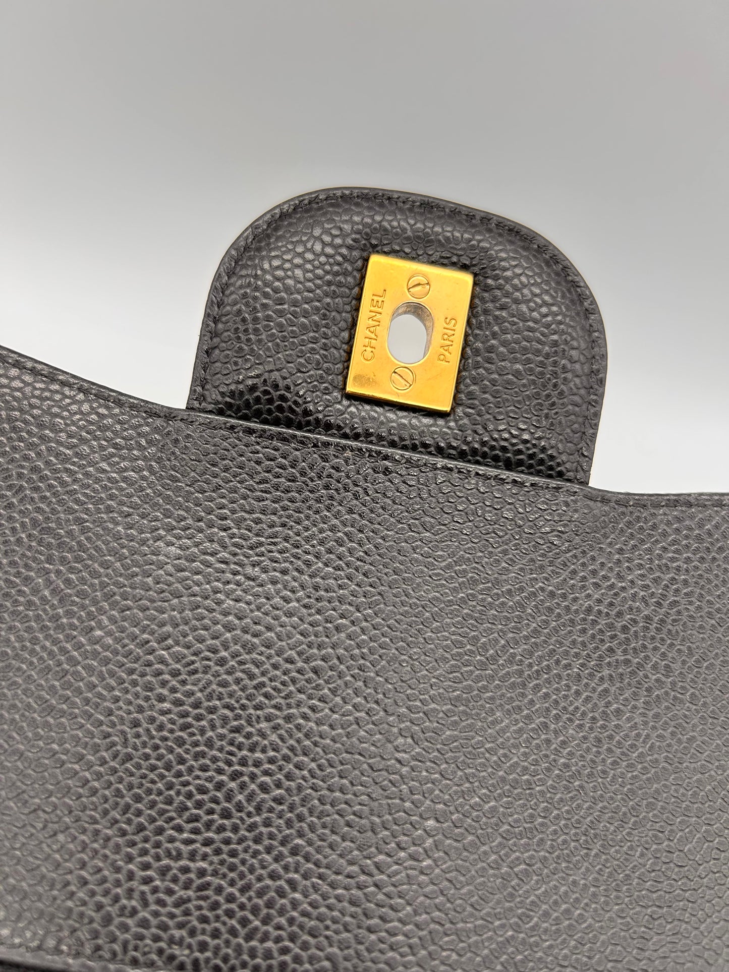 Chanel classic jumbo double flap