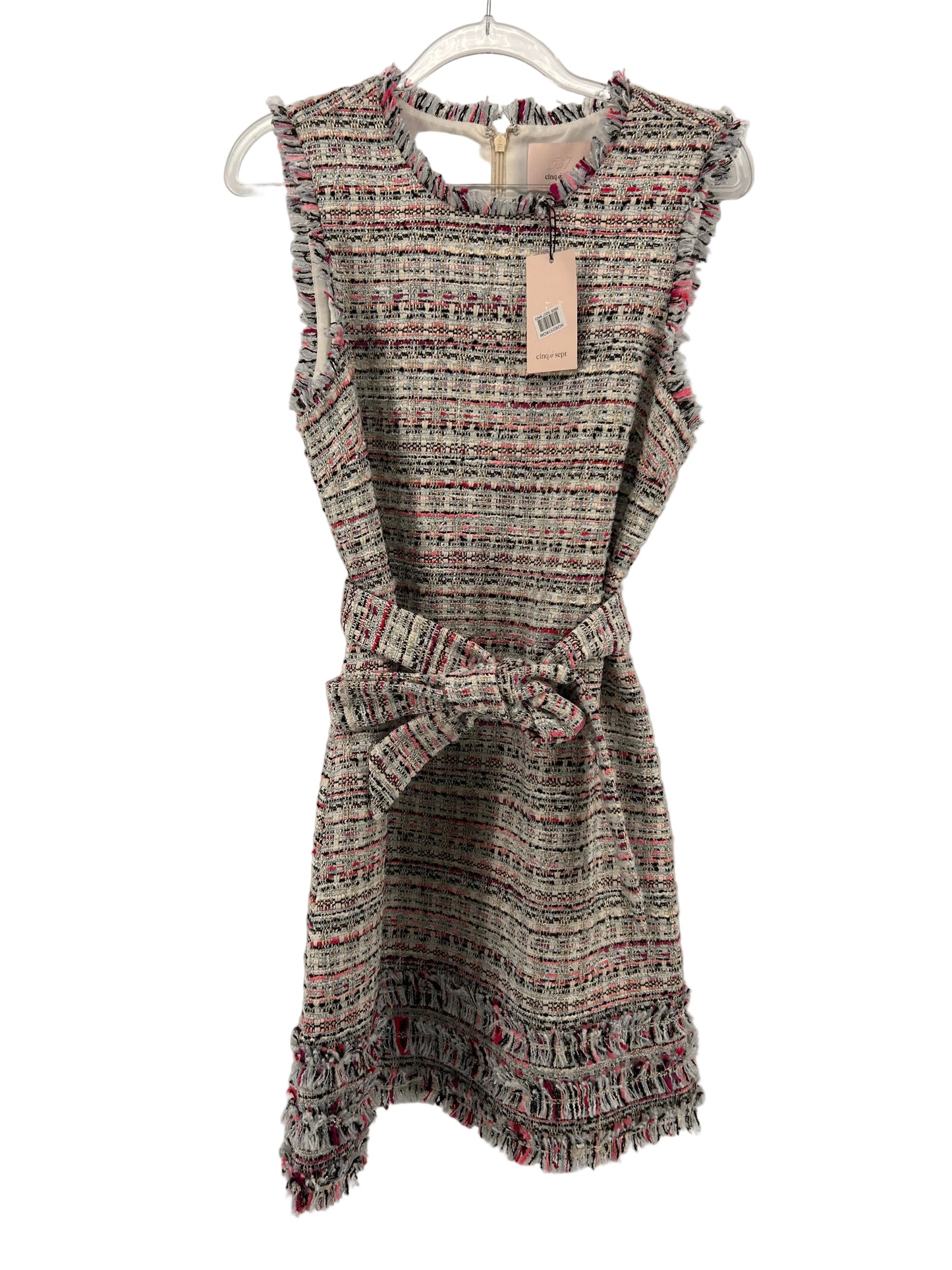 Cinq a Sept size 4