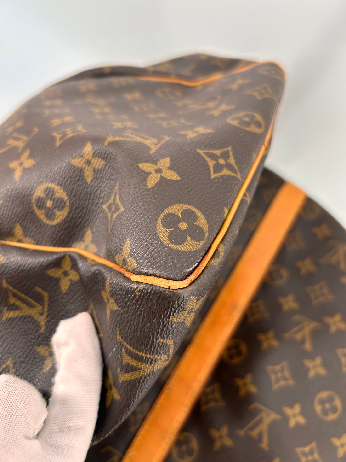 Louis Vuitton carryall 45