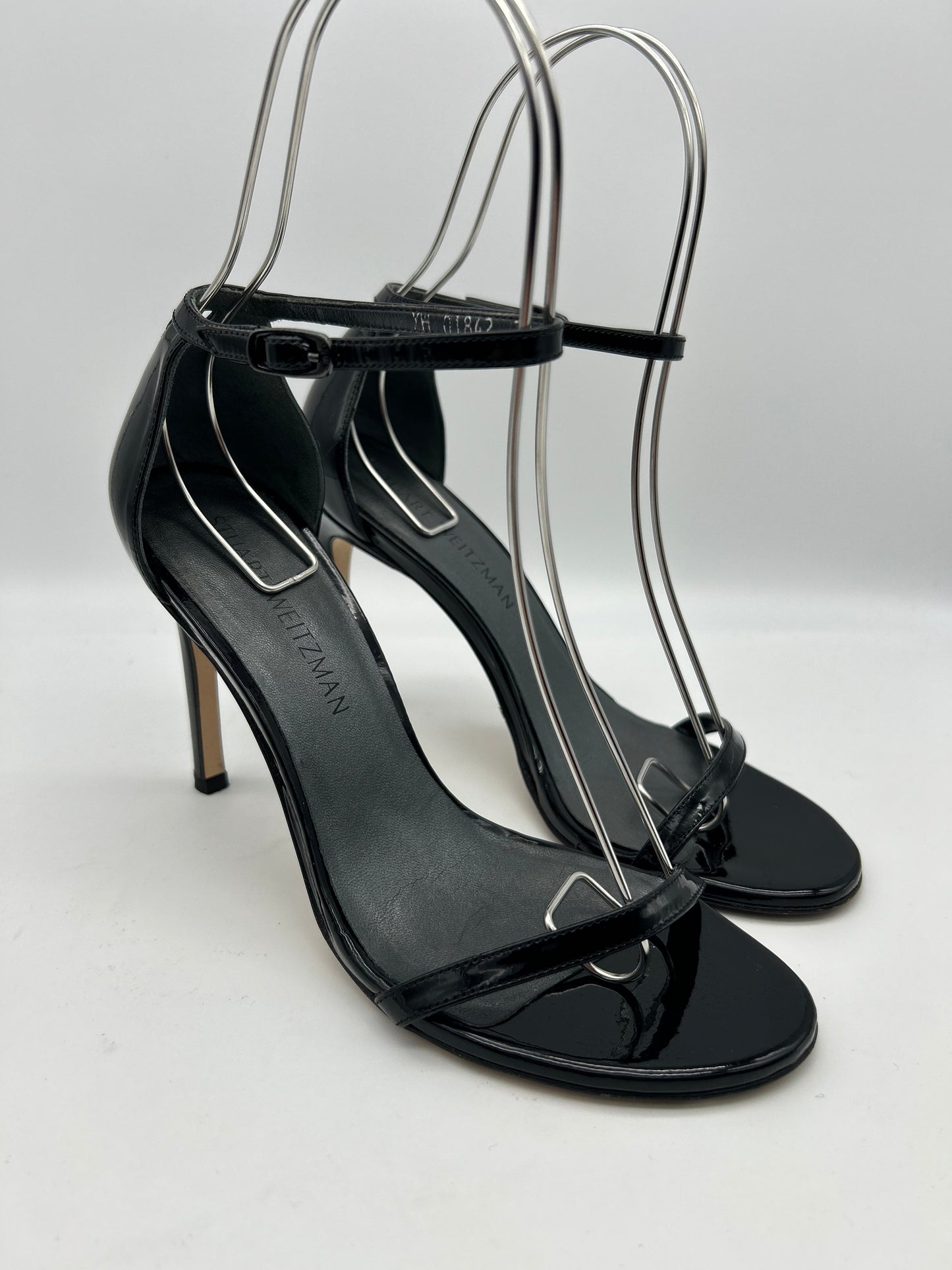 Stuart Weitzman size 7.5