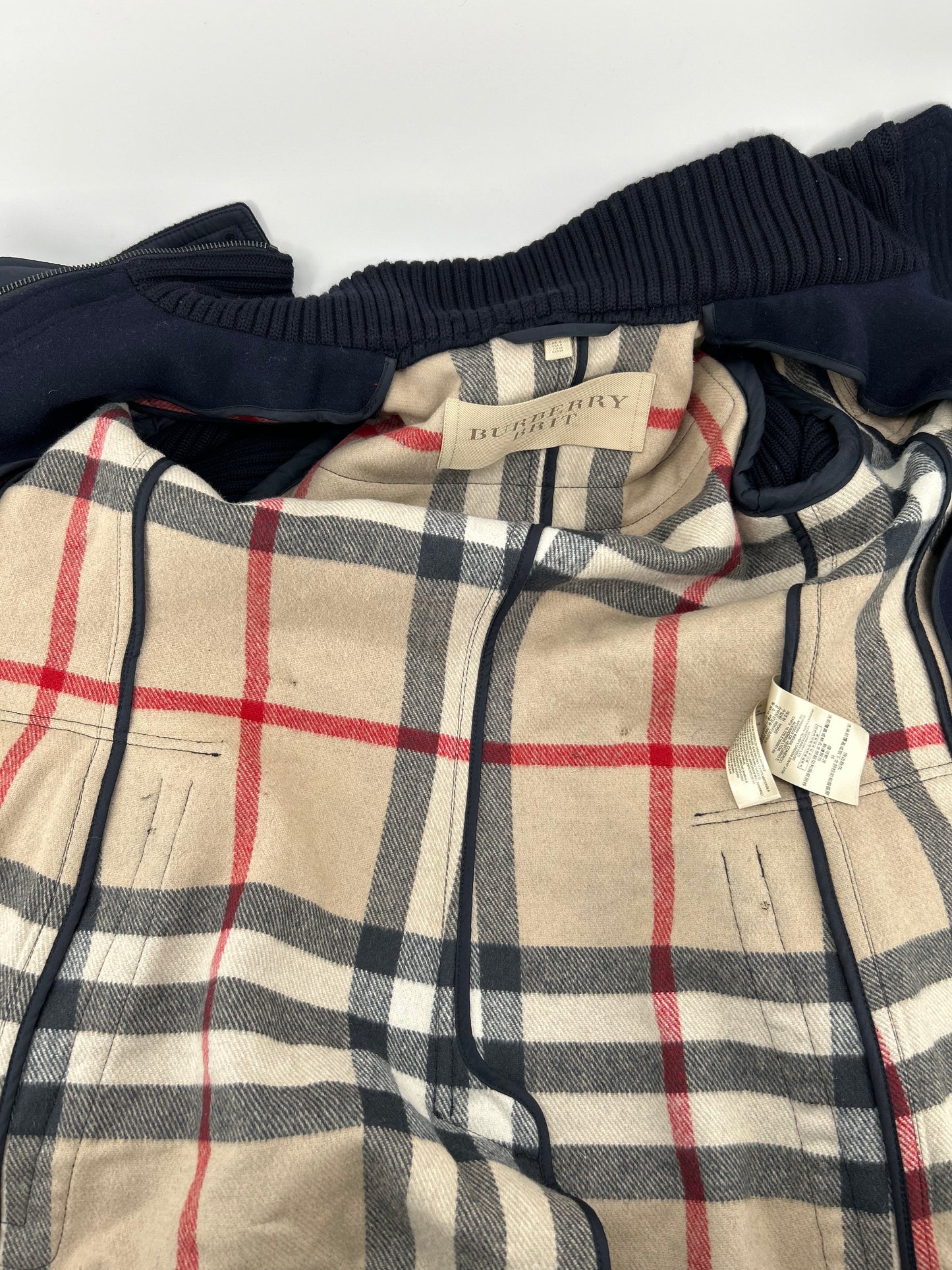 Burberry size 4