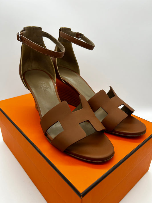 Hermes Legend size 37.5