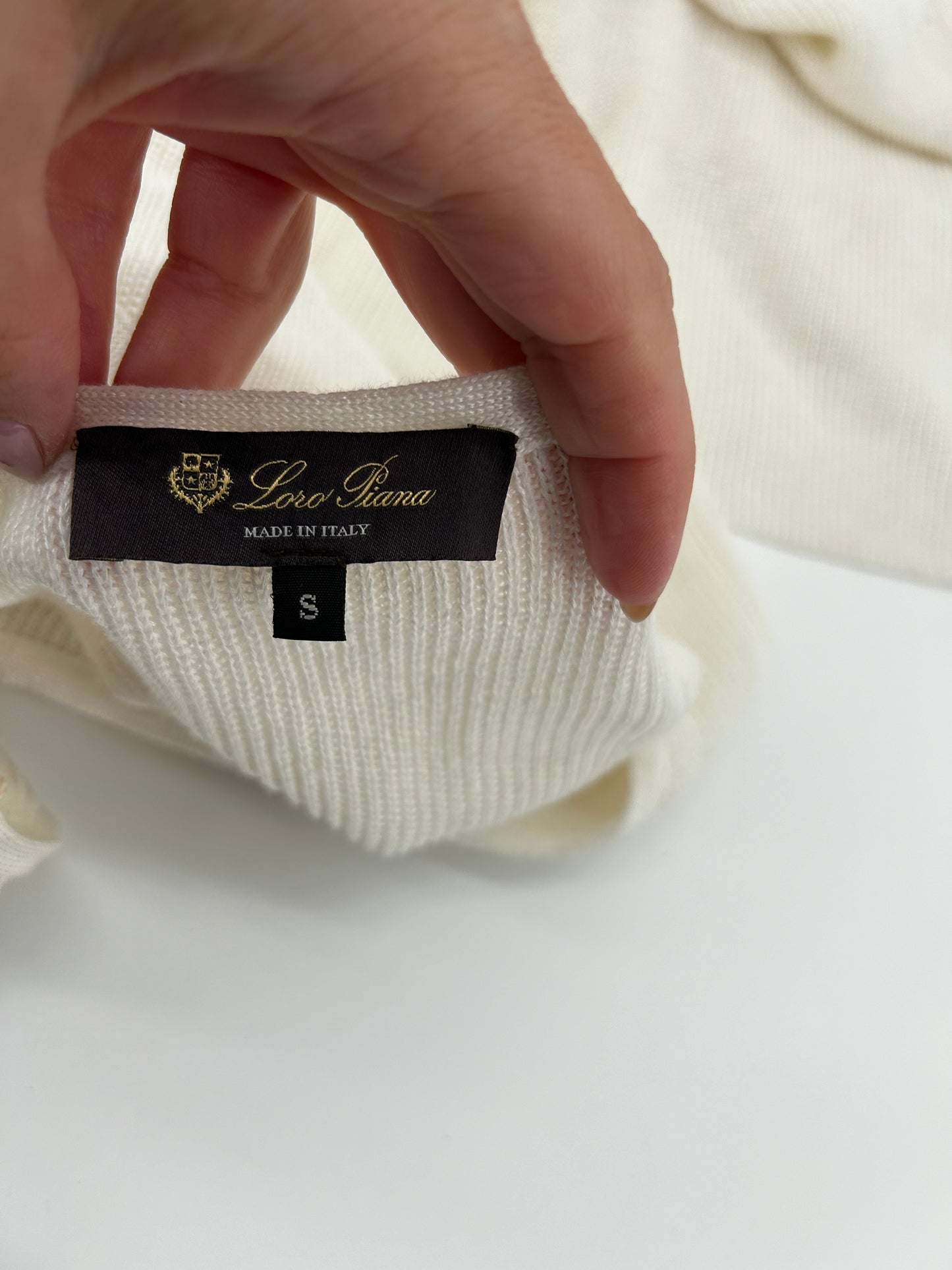 Loro Piana size S