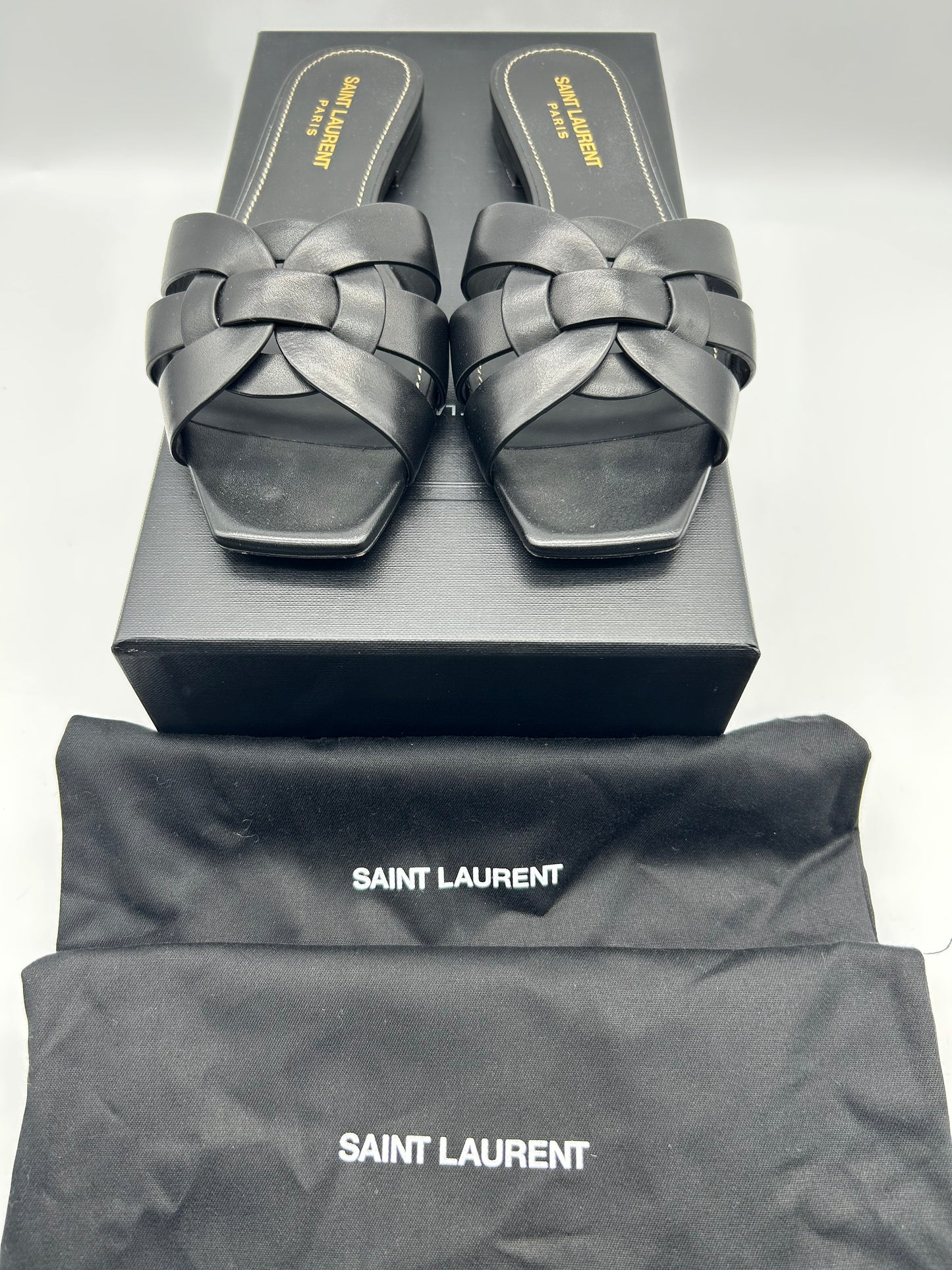 Saint Laurent